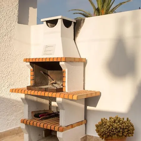 Casa Aralia Holiday home *